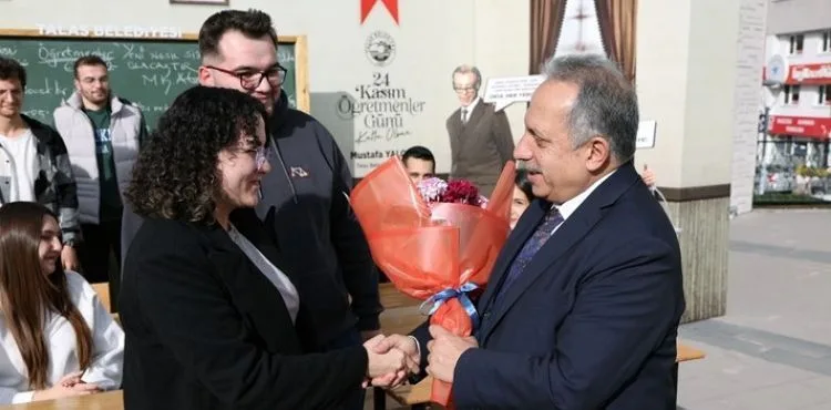TALAS'TA SIRA DIŞI ÖĞRETMENLER GÜNÜ ETKİNLİĞİ