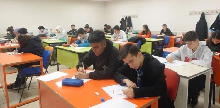 KAYMEK, GENÇLERE MATEMATİK AŞILAYACAK KAMPIN SEÇMELERİNİ TAMAMLADI