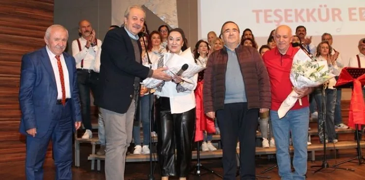 NNYÜ’DE GRUP YANKI NOSTALJİSİ