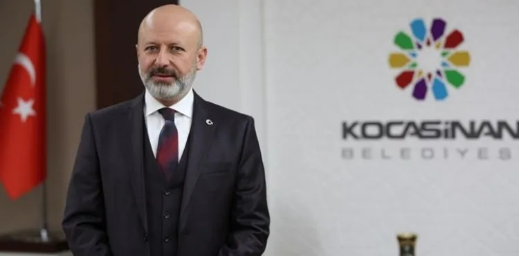 KOCASİNANLI ÇINAR, BAŞKAN ÇOLAKBAYRAKDAR’A OLAN SEVGİSİNİ ŞİİRLE DİLE GETİRDİ
