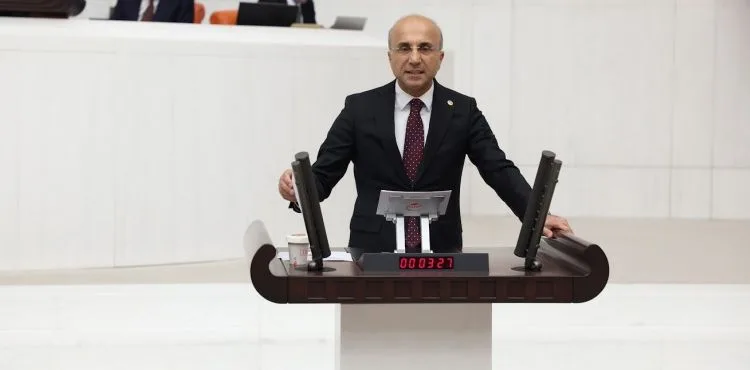 CHP’li Aşkın Genç’ten Köy Kanunu tepkisi: TMMOB, kamusal denetim mekanizmalarının temel taşıdır ve işlevsiz hale getirilemez