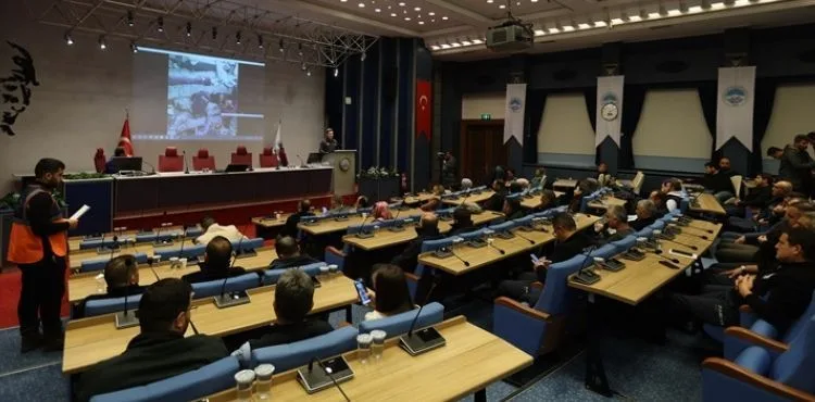 BÜYÜKŞEHİR’DEN PERSONELE AFET FARKINDALIK EĞİTİMİ