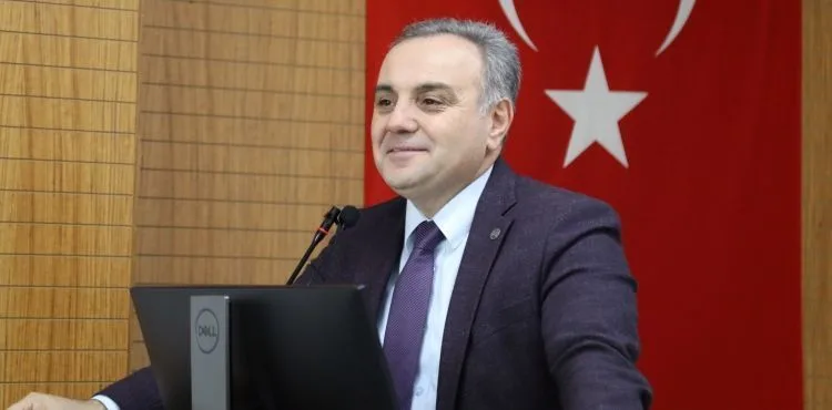 ERÜ Tıp Fakültesi'nde Emeklilik Töreni Düzenlendi