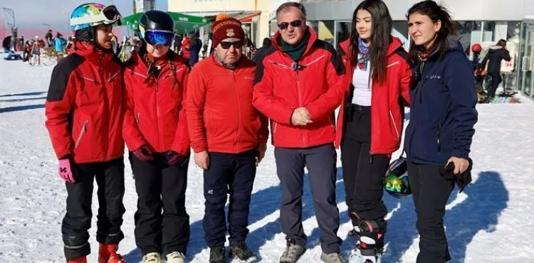 BAŞKAN ÖZDOĞAN: "HER ZAMAN SPORCULARIMIZIN YANINDAYIZ