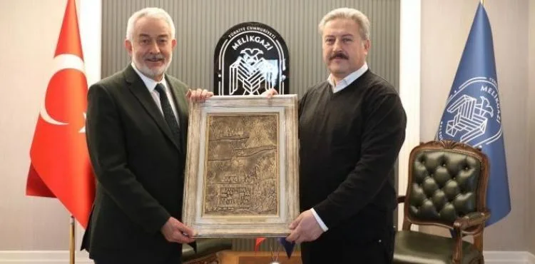 ISPARTA BELEDİYE BAŞKANINDAN MELİKGAZİ'NİN ÖRNEK PROJELERİNE BÜYÜK ÖVGÜ