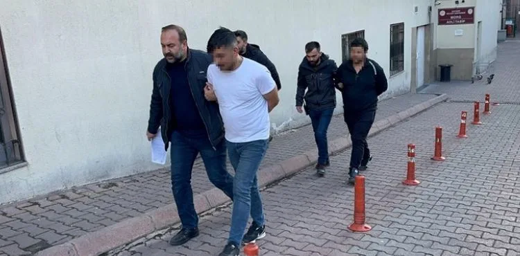 Av tüfekli cinayetin şüphelisi: Polisler havaya ateş edince teslim oldum