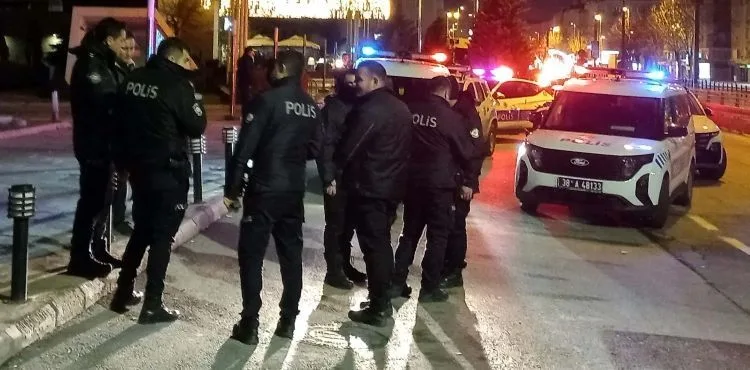 Kayseri'de bıçaklı kavga: 1 yaralı