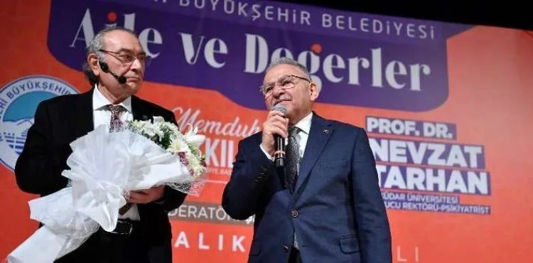 BAŞKAN BÜYÜKKILIÇ, ‘AİLE VE DEĞERLER’ KONFERANSI’NA KATILDI