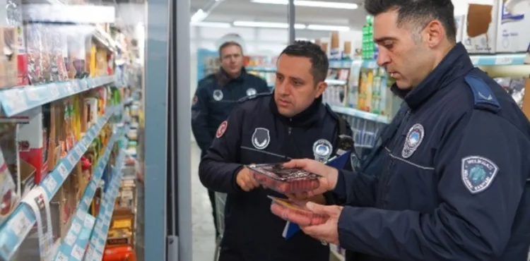 MELİKGAZİ BELEDİYESİ ZABITA EKİPLERİ FAHİŞ FİYATA KARŞI SAHADA