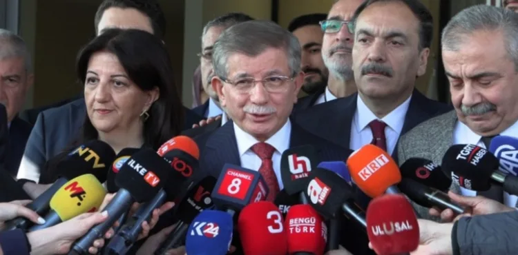 DEM Parti heyeti, Davutoğlu'nu ziyaret etti