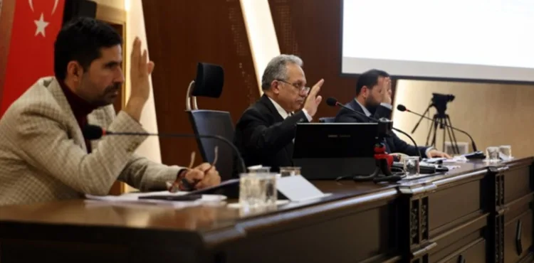 BAŞKAN YALÇIN’DAN MECLİS ÜYELERİNE SUNUM