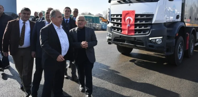 BAŞKAN BÜYÜKKILIÇ, 310 MİLYON TL DEĞERİNDE 21 YENİ İŞ MAKİNESİNİ HİZMETE ALDI