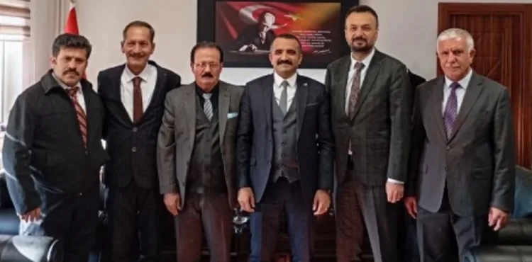 Kayseri Halk Ozanları Kültür Derneğinden Vali Yardımcısı Ömer Tekeş’e ziyaret