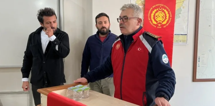 BÜYÜKŞEHİR’DEN İTFAİYE PERSONELİNE ELEKTRİKLİ ARAÇLARDAKİ ARIZALARA MÜDAHALE EĞİTİMİ
