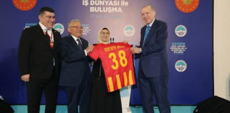 CUMHURBAŞKANI ERDOĞAN’DAN KAYSERİSPOR İLGİSİ ERDOĞAN'DAN AÇIKALIN'A TEBRİK