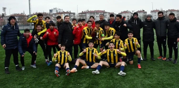 ŞAMPİYON ADI DEĞİŞMEDİ, TALAS BELEDİYESPOR YİNE ŞAMPİYON