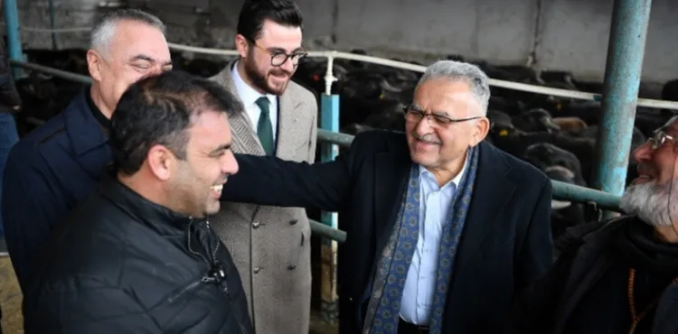 BAŞKAN BÜYÜKKILIÇ’TAN, HÜRMETÇİ’DE ÜRETİCİLERE 100 MANDA