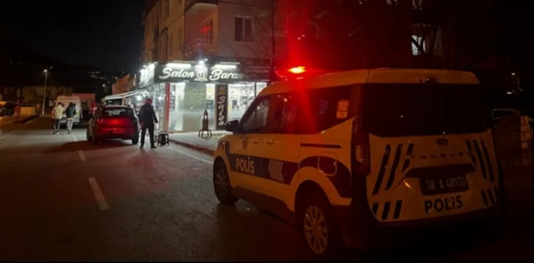 Husumetlisi tarafından balkonda silahlı saldırıya uğradı