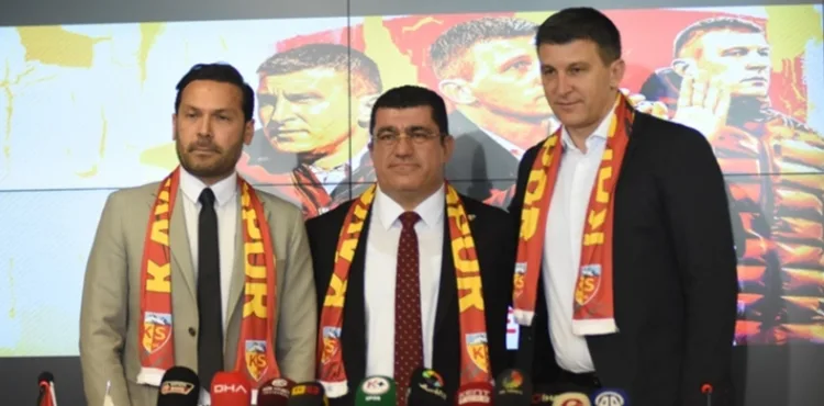 Kayserispor, Sergej Jakirovic ile 1,5 yıllık sözleşme imzaladı