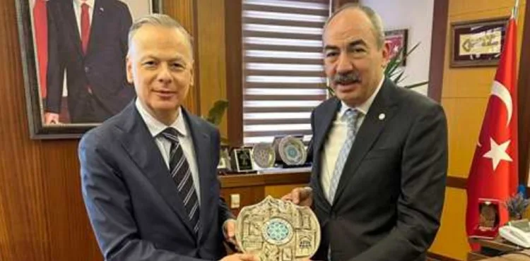 Gülsoy Ticaret Bakan Yardımcımız Sn. Özgür Volkan Ağar’ı makamında ziyaret etti.