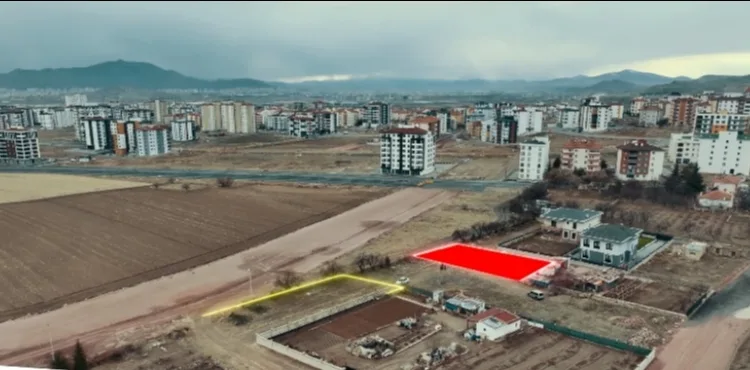 BAŞKAN ÇOLAKBAYRAKDAR, “İLÇEMİZE YATIRIM YAPAN KAZANÇLI ÇIKACAK!”