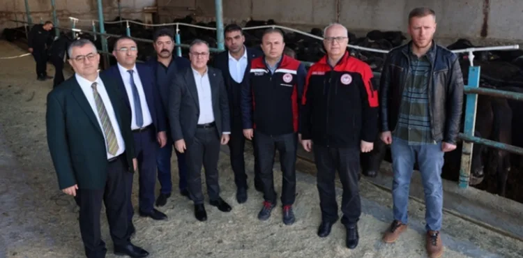 ÜRETİCİNİN HER ZAMAN YANINDA OLAN BÜYÜKŞEHİR’DEN MANDA DESTEĞİ ÇEKİLİŞ TÖRENİ