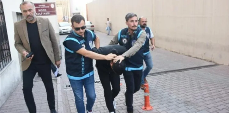 Eski sevgilisini öldürüp, tekme atmış; 'Öl lan' diye bağırmış