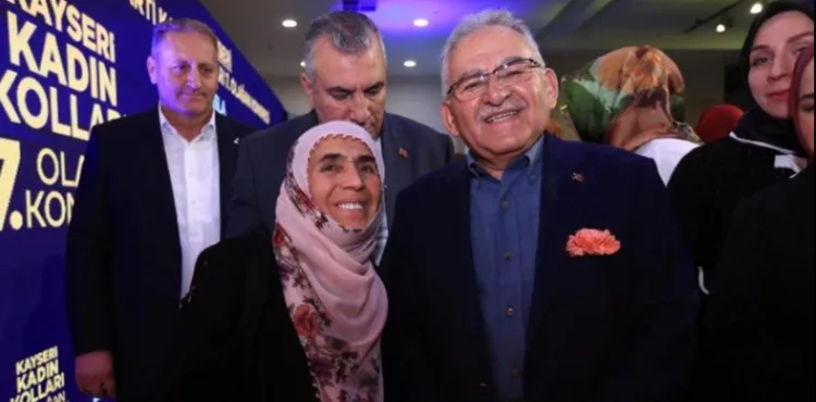 BAŞKAN BÜYÜKKILIÇ’TAN AK KADINLARA: “AİLE MECLİSİMİZİN TEMEL DİREĞİSİNİZ”
