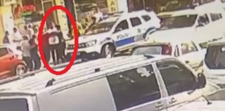 Kayseri'de avukat ile oğlunun uğradığı saldırı kamerada