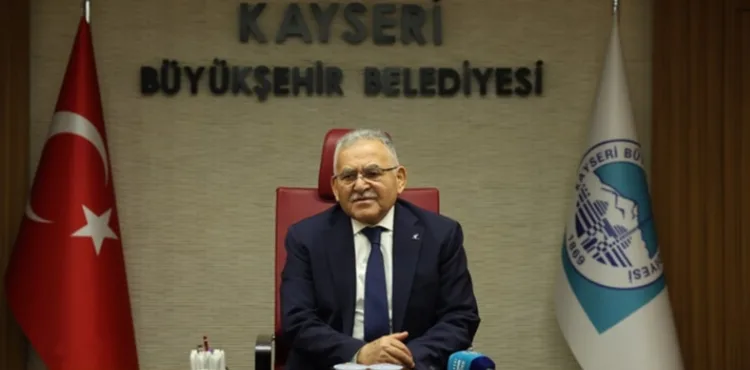 BÜYÜKKILIÇ, AK PARTİ KAYSERİ İL GENÇLİK KOLLARI BAŞKANI DANACI VE YÖNETİMİNİ AĞIRLADI