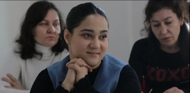 11 yıllık tedaviyle yürüyüp, konuşan Ayşe’nin hayali, dil öğrenip ülkeleri gezmek