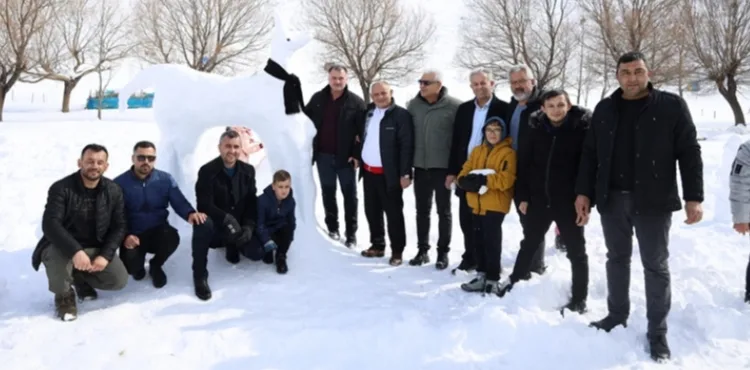 Yahyalı’da Kar Şenliği Coşkusu