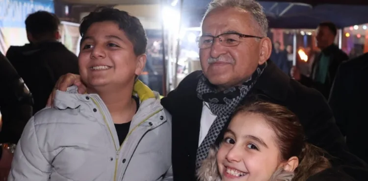 BÜYÜKŞEHİR’İN RAMAZAN ETKİNLİKLERİ, İLAHİ ZİYAFETİ İLE BAŞLADI