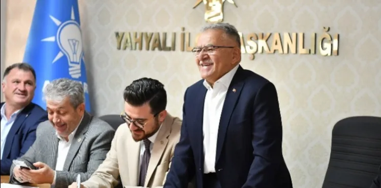 BAŞKAN BÜYÜKKILIÇ VE AK PARTİ KAYSERİ İL TEŞKİLATINDAN YAHYALI’YA RAMAZAN ÇIKARMASI
