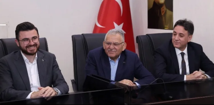 BAŞKAN BÜYÜKKILIÇ, RAMAZAN’IN BEREKETİNİ BABA OCAĞI DEVELİ’DE YAŞADI