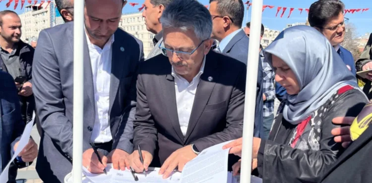 Anayasa Değişsin, Aile Korunsun