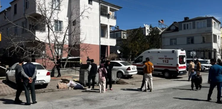 Suriyeli anne ile 2 çocuğu, sobadan zehirlenip öldü
