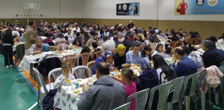 ASKON ERVA SPOR KULÜBÜ, ÖĞRENCİLER VE AİLELERİ İLE İFTAR PROGRAMINDA BULUŞTU