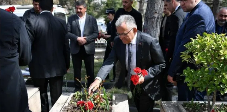 BÜYÜKKILIÇ, ÇANAKKALE ZAFERİ’NİN 110’UNCU YIL DÖNÜMÜNDE ŞEHİTLERİ DUALARLA ANDI