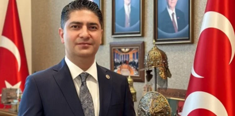 ÖZDEMİR'DEN HALAÇOĞLU'NA SERT TEPKİ: "SİZE RAĞMEN!"
