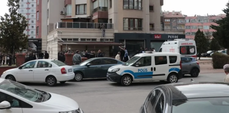 Tabancayla vurulan bina görevlisi, 1'inci kattan atladı