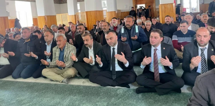 ALPARSLAN TÜRKEŞ, KAYSERİ’DE 30 AYRI CAMİDE DUALARLA ANILDI
