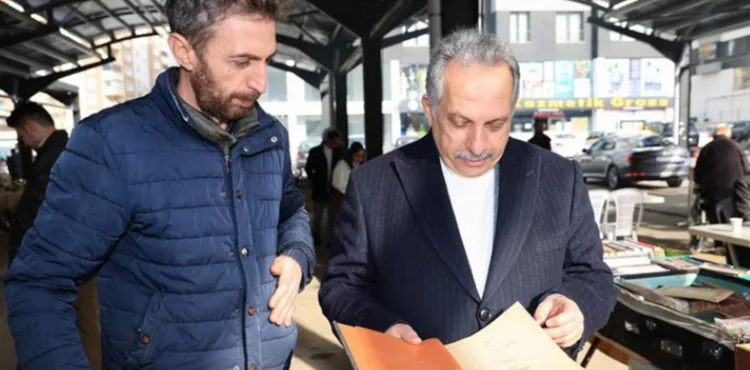 BU PAZAR NİSAN AYININ ANTİKA PAZARI