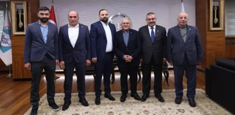 ÇİFTÇİ DOSTU BAŞKAN BÜYÜKKILIÇ’A ZİRAAT ODA BAŞKANLARINDAN ZİYARET
