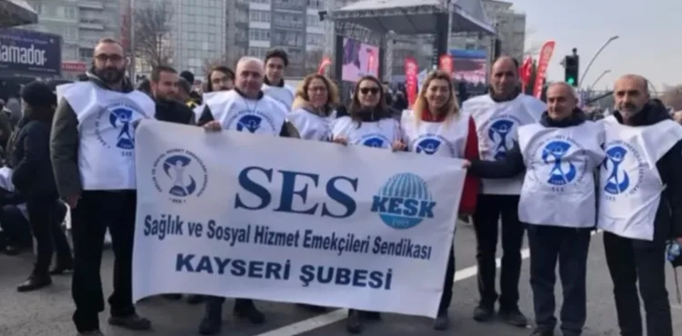 İŞ YERİNDE, SOKAKTA, EVDE HER ALANDA ACİL DEMOKRASİ DİYORUZ!