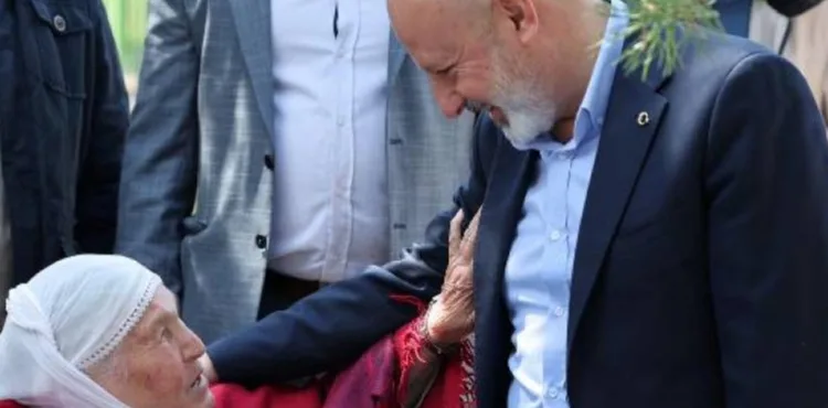 BÜYÜKŞEHİR’DEN KAYSERİ’Yİ BAHAR RENKLERİNE BÜRÜYEN PEYZAJ ÇALIŞMALARI