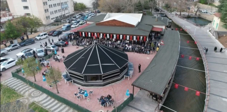 Yahyalı Belediyesi Gözbaşı Sosyal Tesisleri Yeni Yüzüyle Hizmete Açıldı