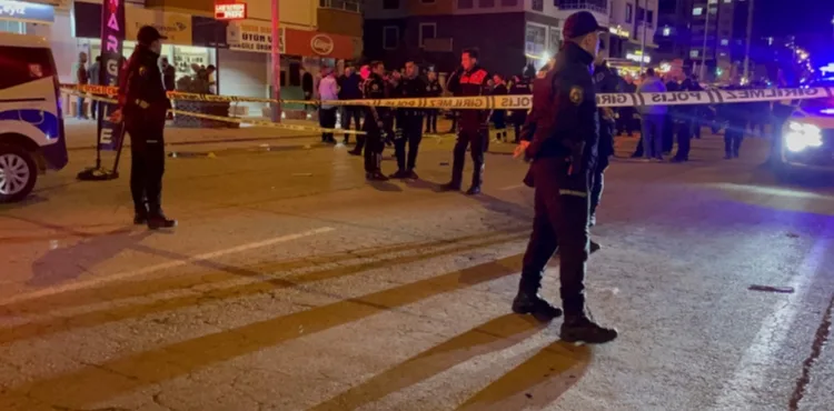 Borç- alacak nedeniyle 2 kişiyi tabancayla yaraladı, bekçi tarafından ayağından vuruldu