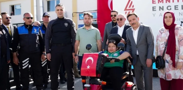 'Emniyetle Engelsiz Yarınlar' projesiyle 130 akülü araç daha sahibine ulaştırıldı