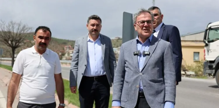 BAŞKAN ÖZDOĞAN: “KAYSERİ CADDESİ’NDE ÇALIŞMALARIMIZ BAŞLADI”
